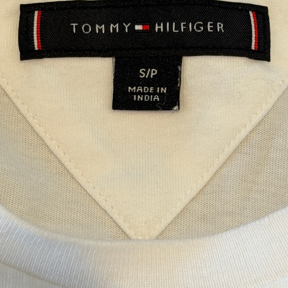 Tommy Hilfiger Banner Stripe T-Shirt - Picture 4 of 7